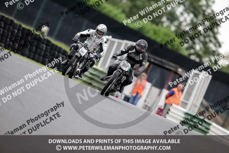 Vintage motorcycle club;eventdigitalimages;mallory park;mallory park trackday photographs;no limits trackdays;peter wileman photography;trackday digital images;trackday photos;vmcc festival 1000 bikes photographs